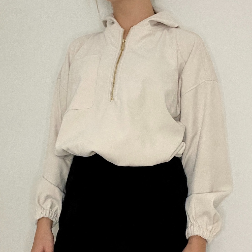 beige jacket for spring/summer/autumn